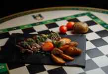 Grillad flankstek med krämig chilidressing flankstek